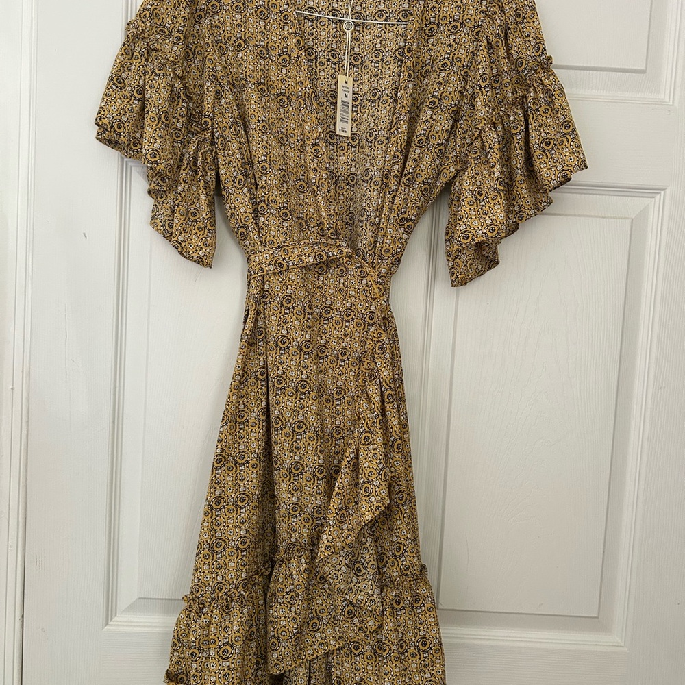 MAXSTUDIO Tan and Brown Ruffled Wrap Sundress